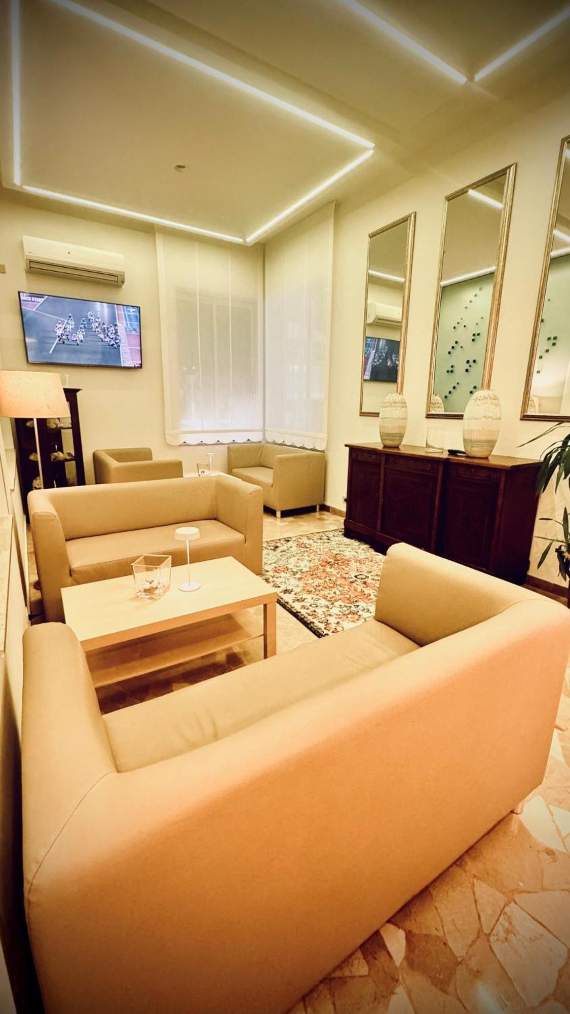 Hotel Touring Lido di Jesolo Dış mekan fotoğraf