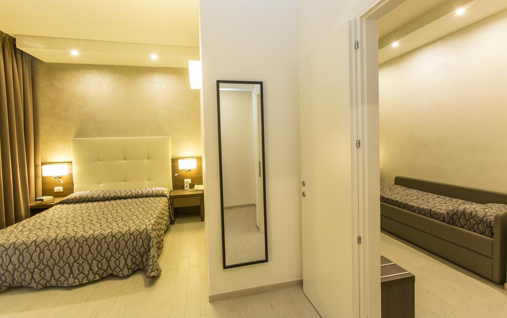 Hotel Touring Lido di Jesolo Dış mekan fotoğraf